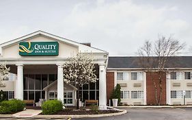 Quality Inn & Suites St Charles -West Chicago